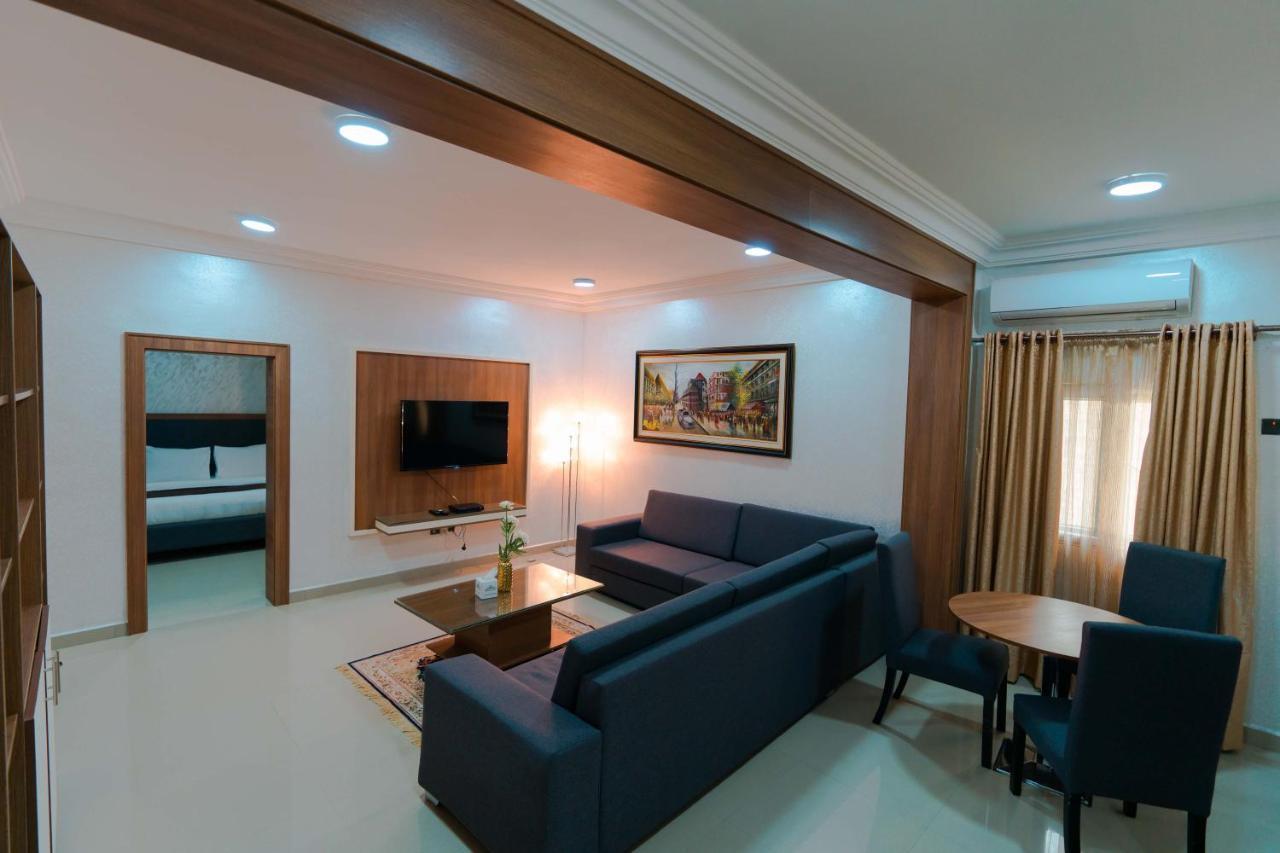 Phoenicia Suites Wupa Экстерьер фото